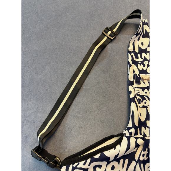 Fun Keen Pet Carrier Sling Style Canvas Adjustable Strap Lettering Pattern - Picture 6 of 10